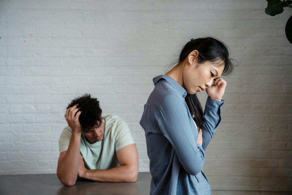 Relaciones a distancia: Consejos prácticos para mantener la conexión emocional - Relaciones